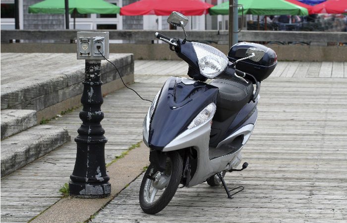 What license do you want for an Scooter Electrique_